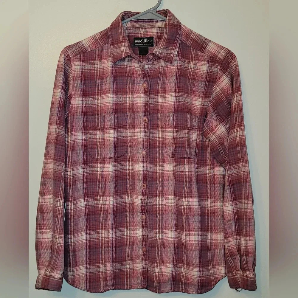 Women's size small Woolrich Pink Flannel button down shirt 100% cotton LOTC